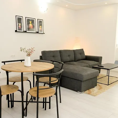 Apartment Leo *